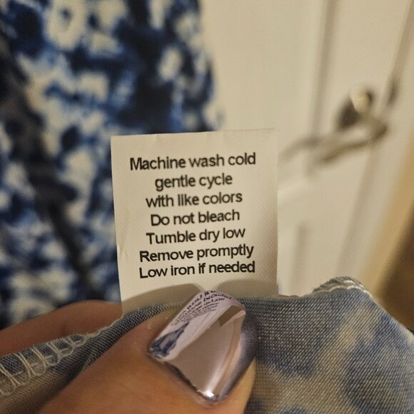 Women's Maxi Dress - Picture 3 of 9